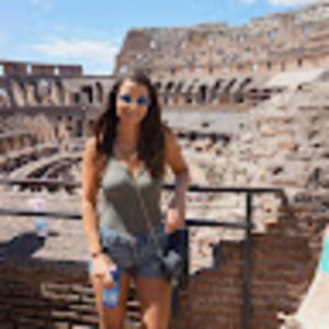 Meet your Posher, Nicole